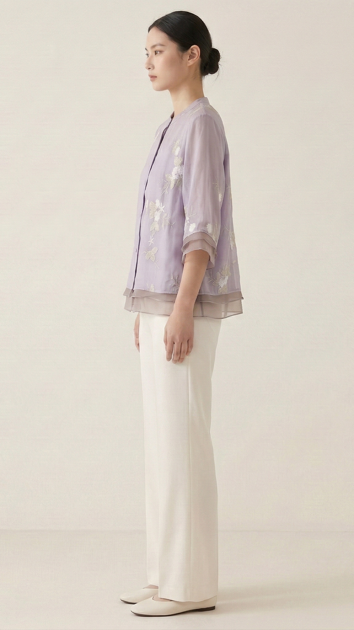 Top femme broderie florale manches longues