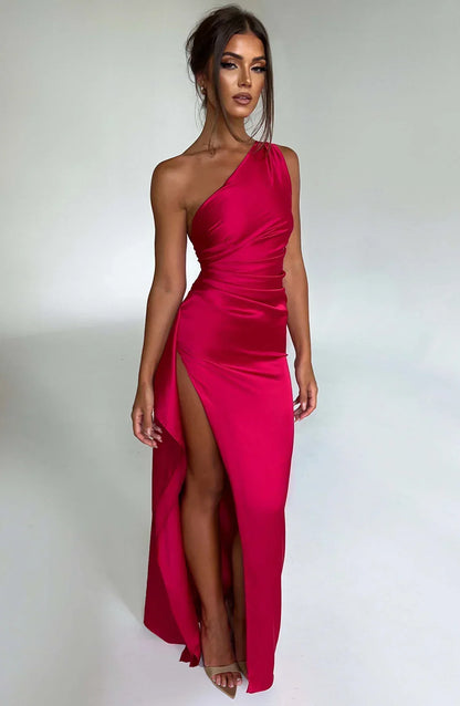 Robe de soirée satinée élégante