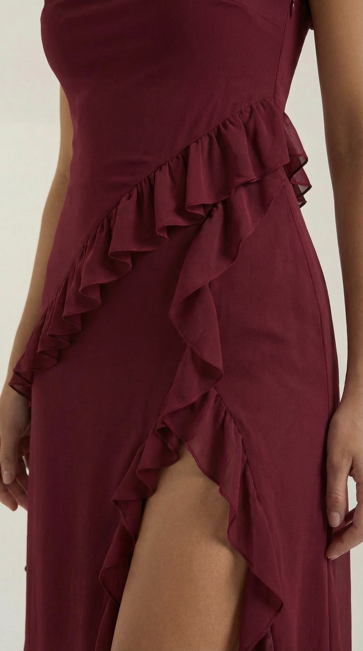 Robe maxi femme à volants col V